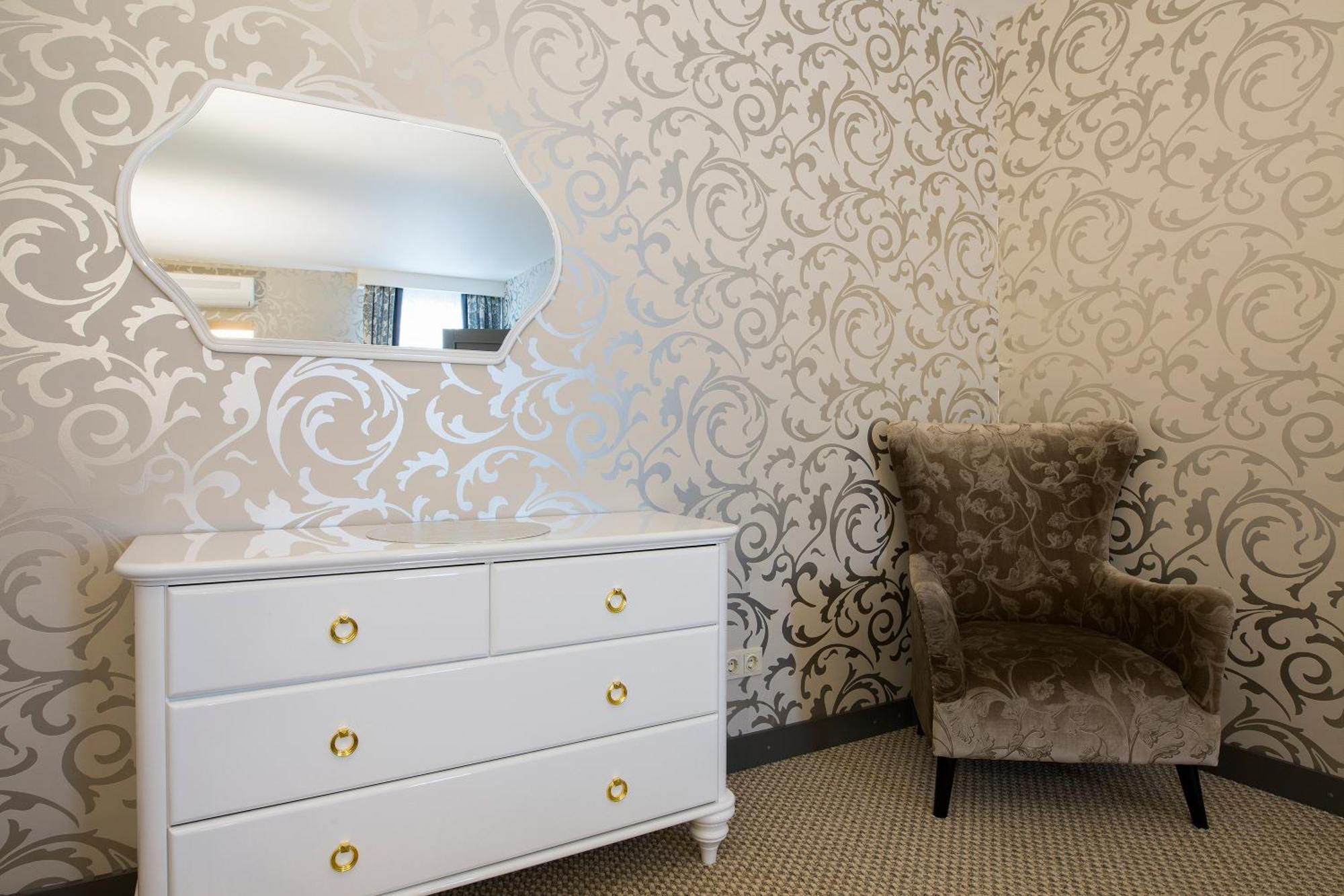 Butas Luxury And Romance In Old Town Riga